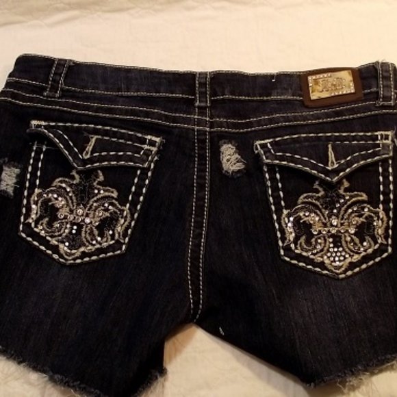 B.B. JEANS Woen's, Cut-off Shorts, Sz 15, Blue - Picture 6 of 14